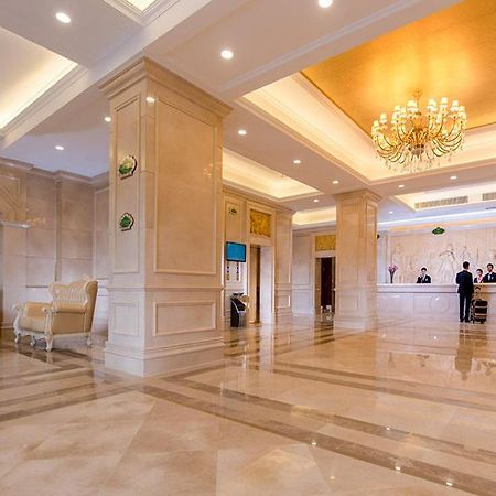 Vienna Hotel Shenzhen Shuiku New Village Ngoại thất bức ảnh