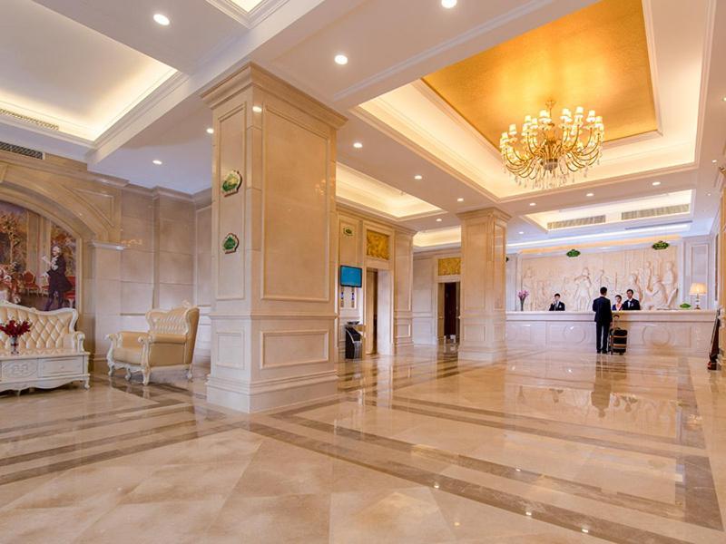 Vienna Hotel Shenzhen Shuiku New Village Ngoại thất bức ảnh